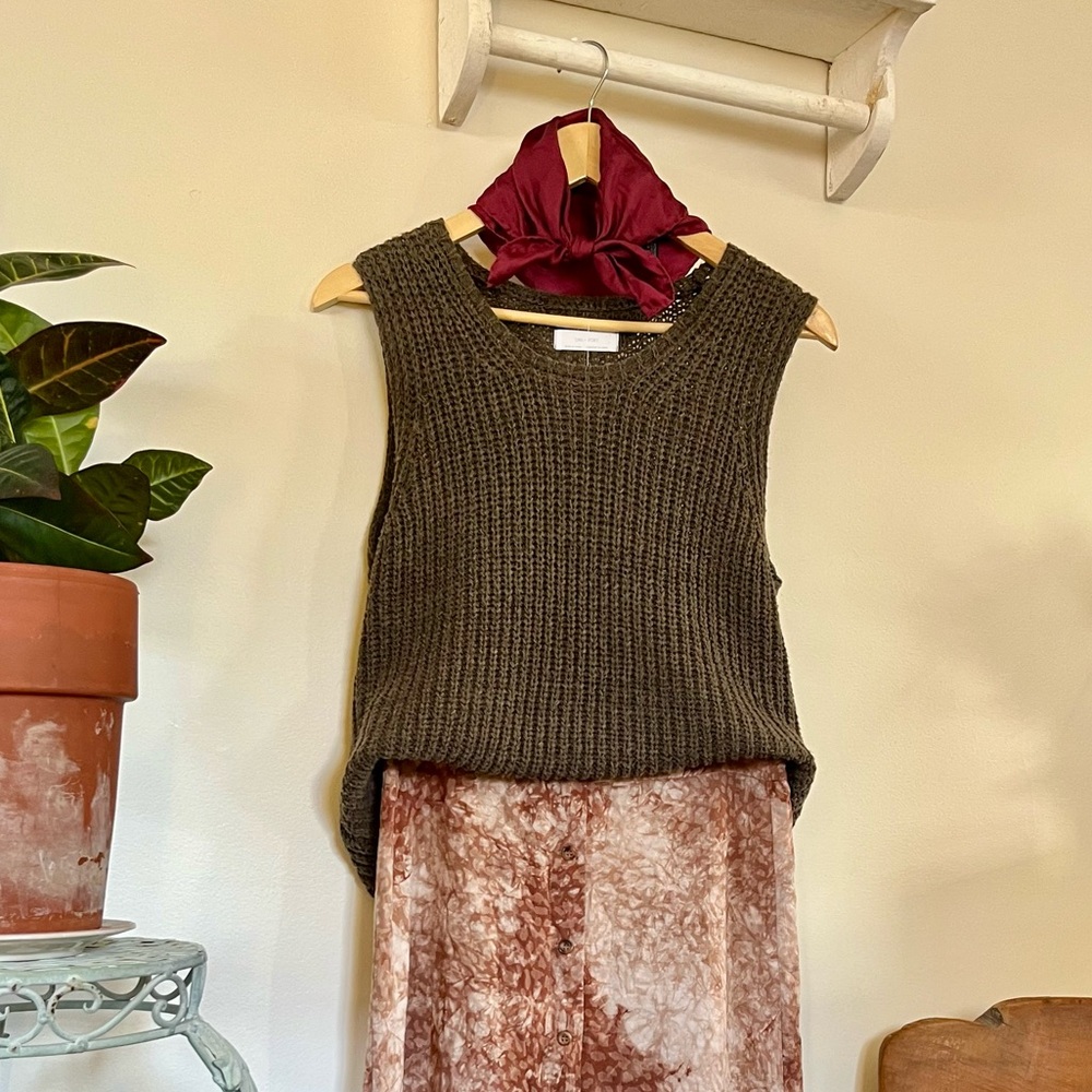 OAK + FORT Textured Knit Top in Brown - Picture 3 of 3